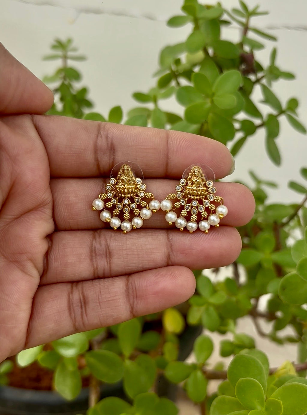 Divine Lakshmi Pearl Earrings