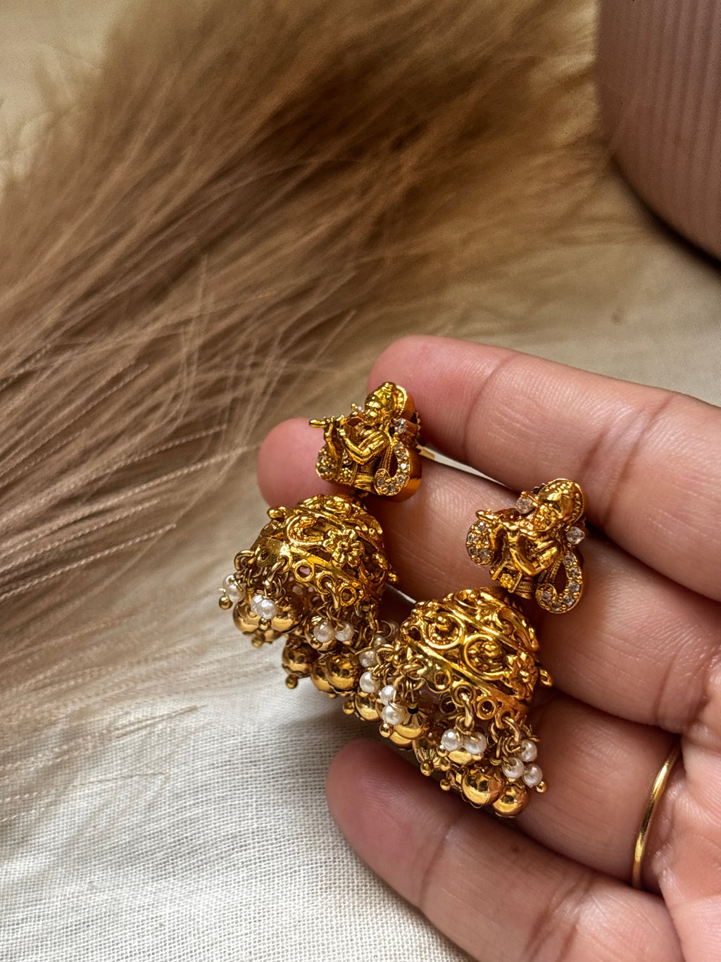 Vrindavan Glow Jhumkas