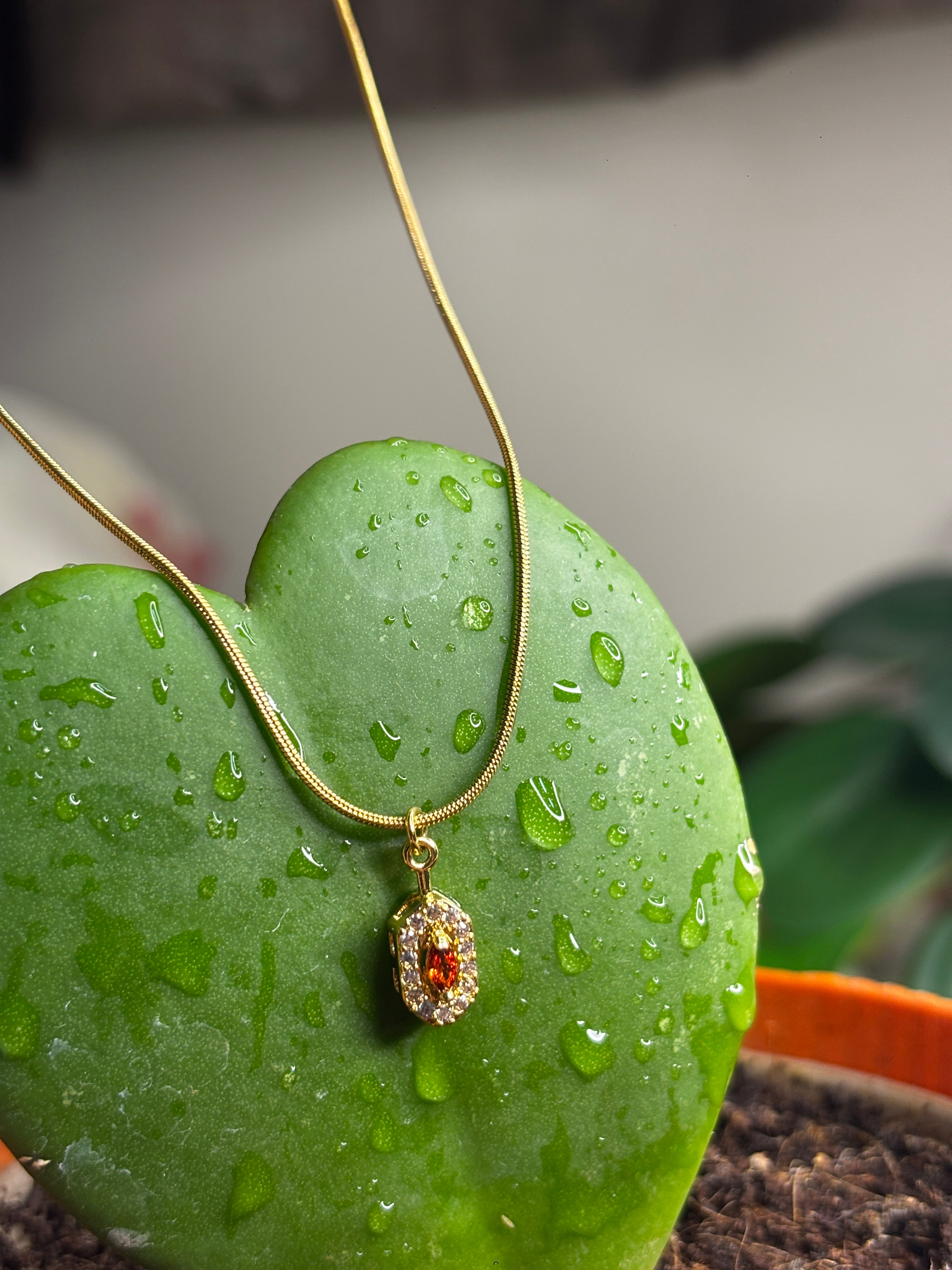 Serenova Pendant Necklace