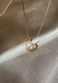Celestia Éclat Loop Necklace